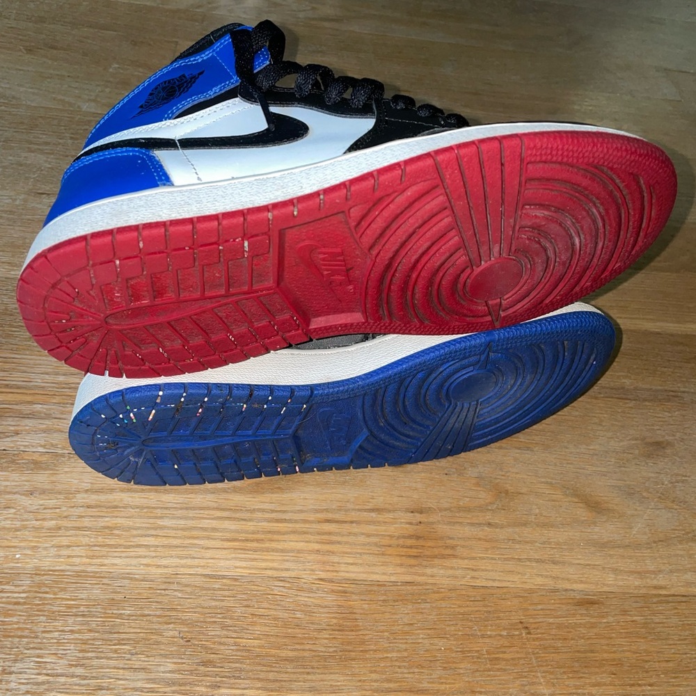 Air Jordan - Picture 8 of 11